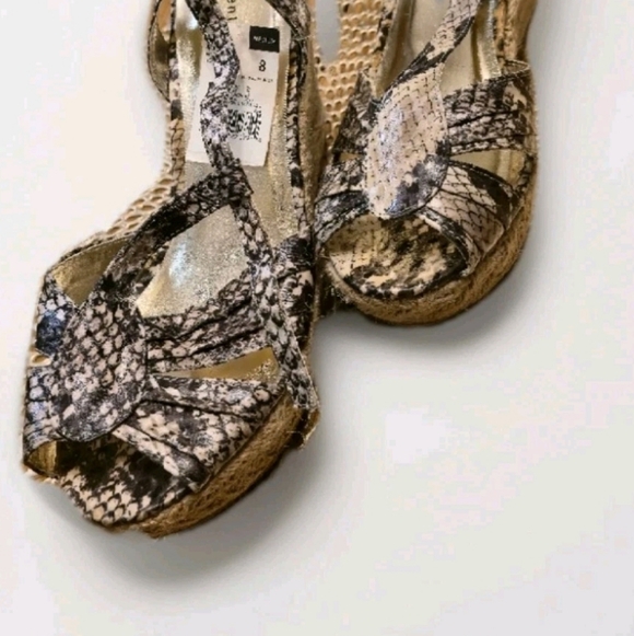 Snakeskin Patterned Women Shoes Size 7.5 Attention New With Tags ✨️ - Picture 6 of 8